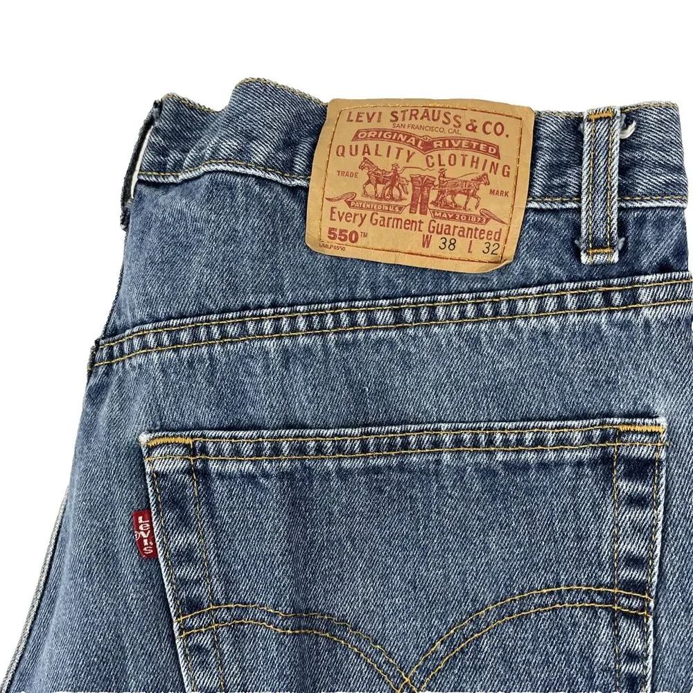 Vintage Y2K Levi’s 550 Relaxed Fit Denim Jeans Size 38x32 Made In‎ Canada